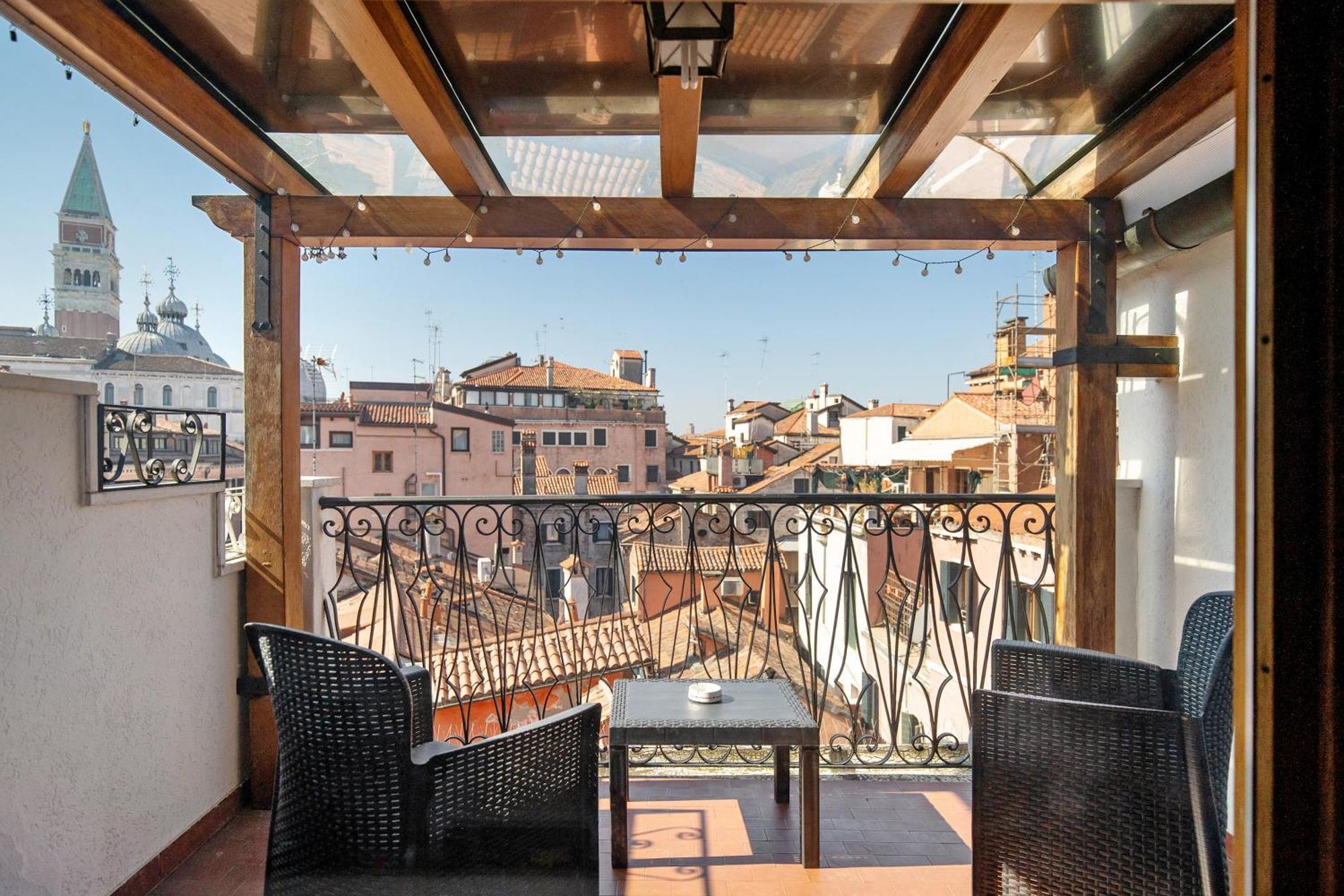 Residenza Tiziana Apartment Venice