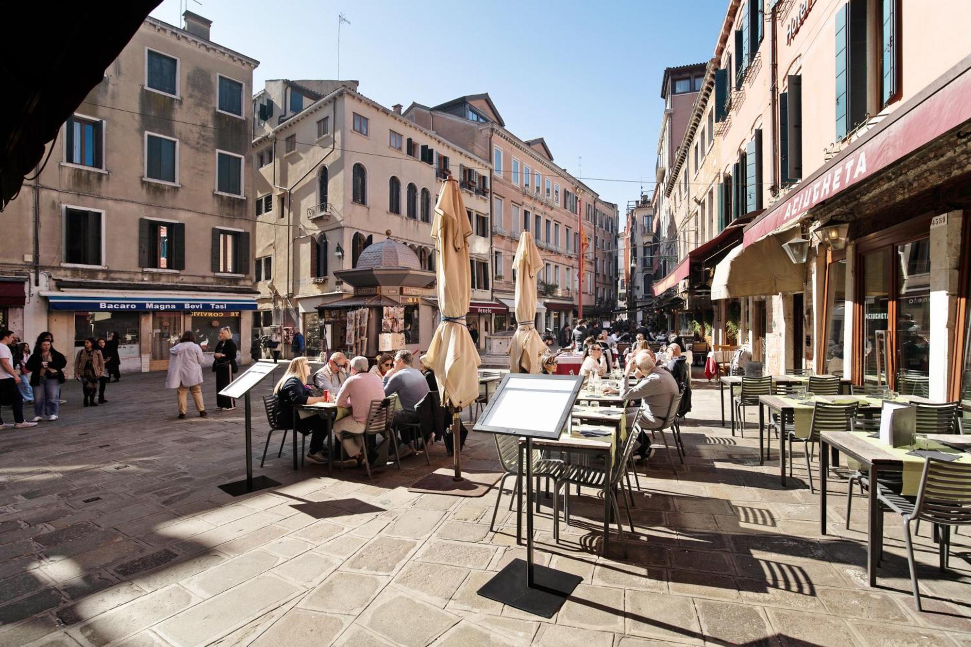Residenza Tiziana * Venice