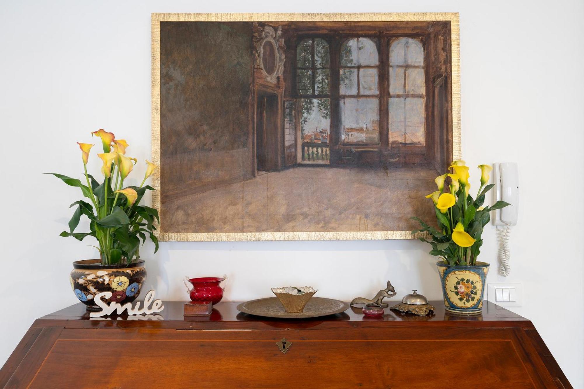 Stupendo Luxury Canal & Garden View Apartment