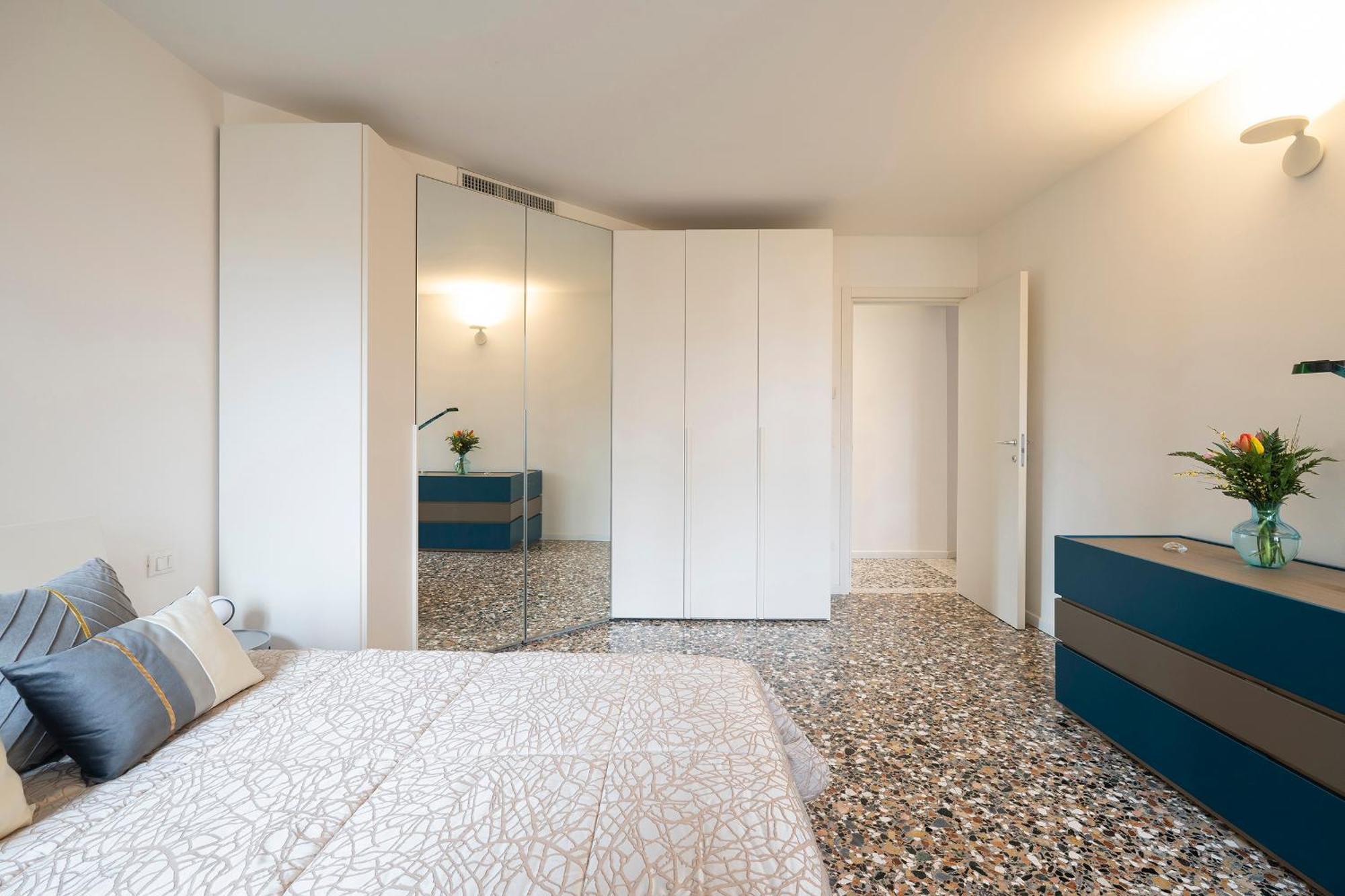 Stupendo Luxury Canal & Garden View Apartment *