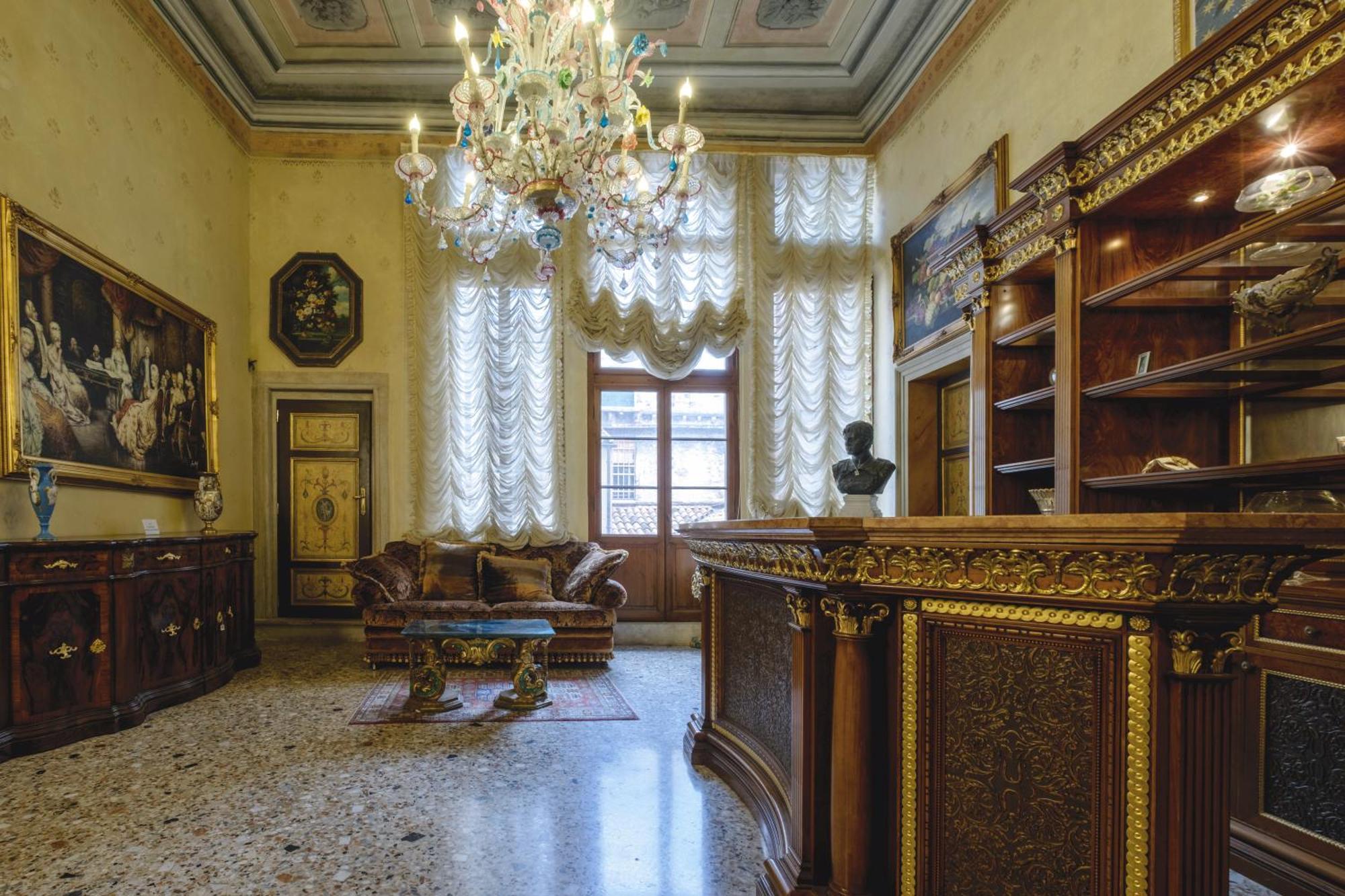 Palazzo Ca' Bernardo By Francesco Molon * Venice