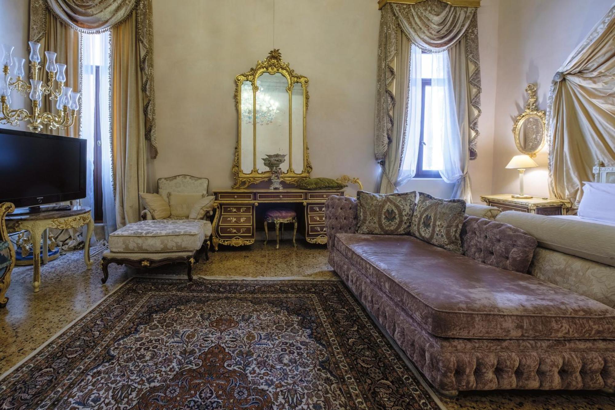 Guest house Palazzo Ca' Bernardo By Francesco Molon *