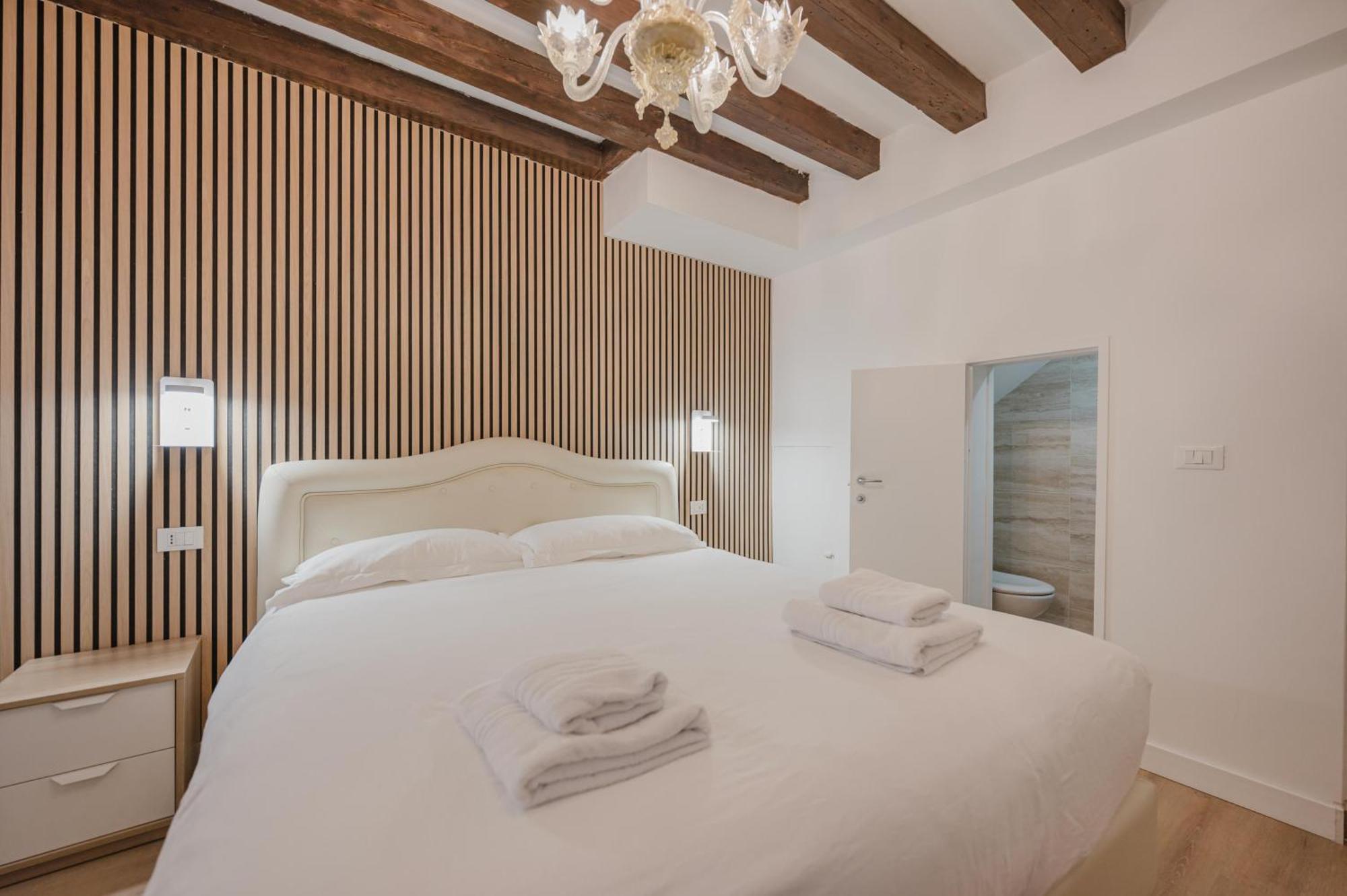 Rialto 707 Bed & Breakfast