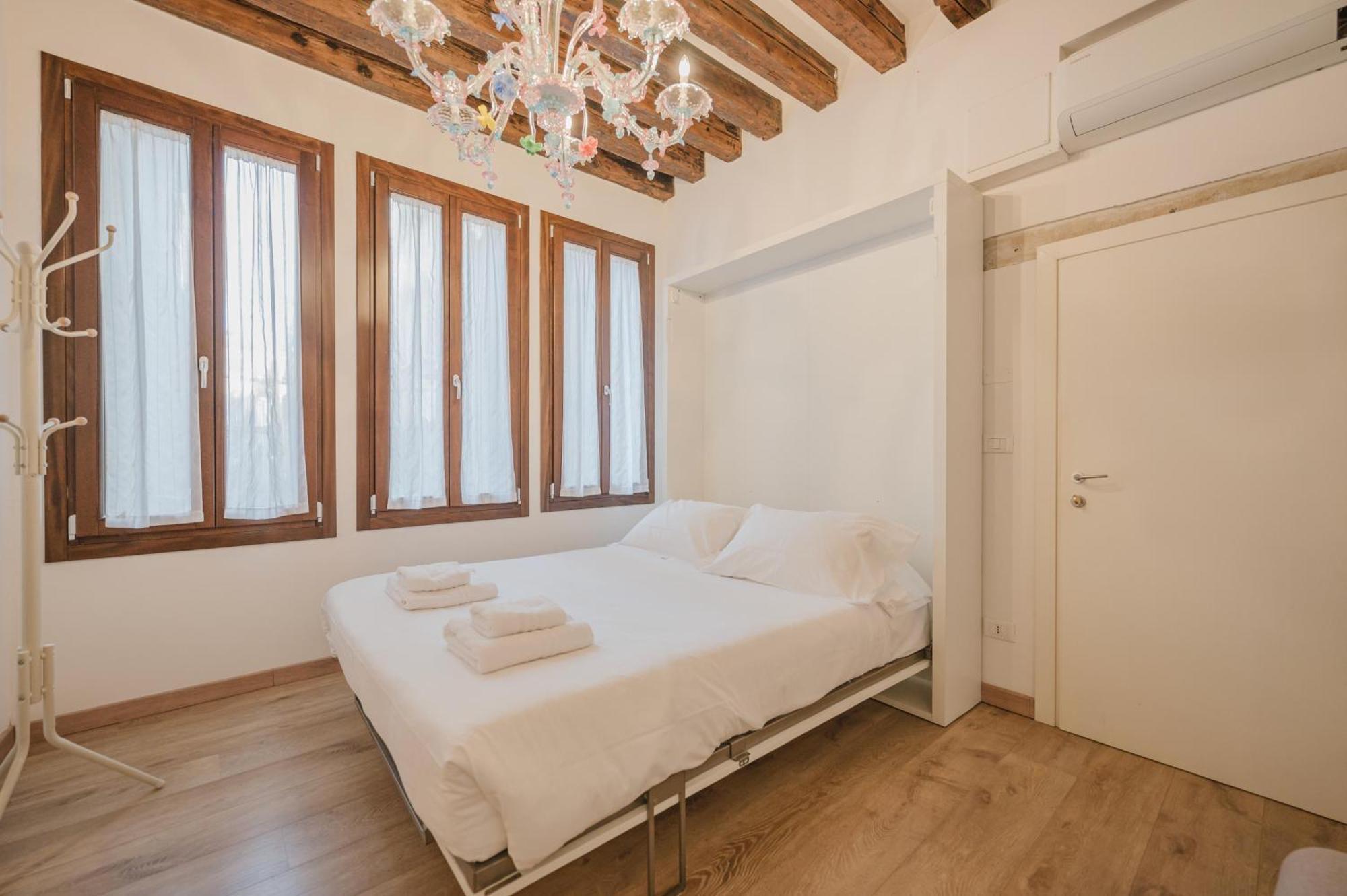 Bed & Breakfast Rialto 707 2*