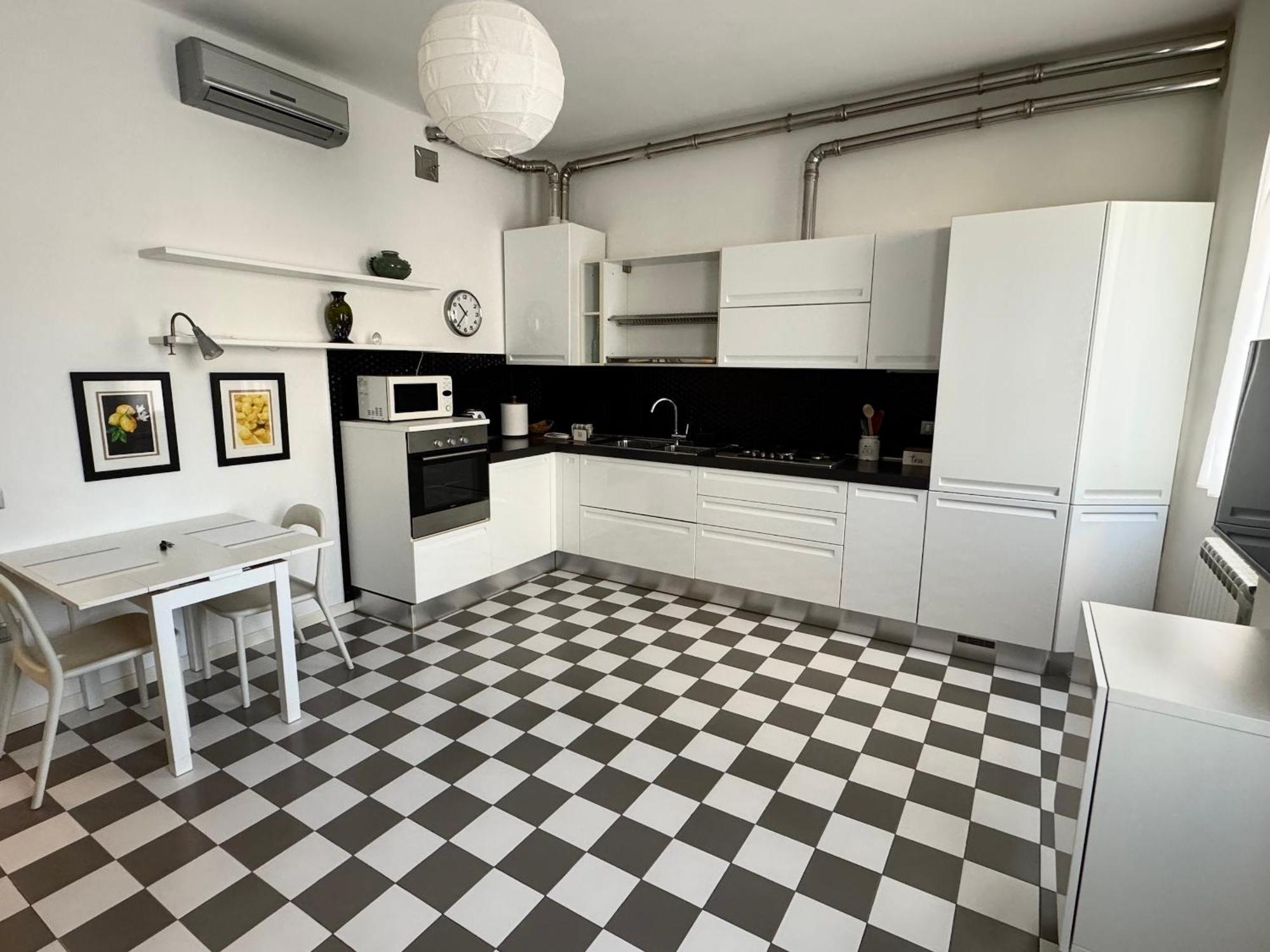 Celestia Canal View Apartment Venice