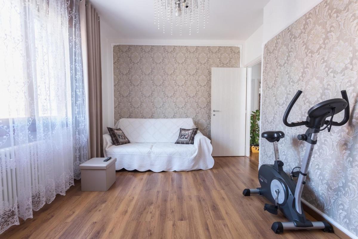 Apartment Stella 10 Minutes From