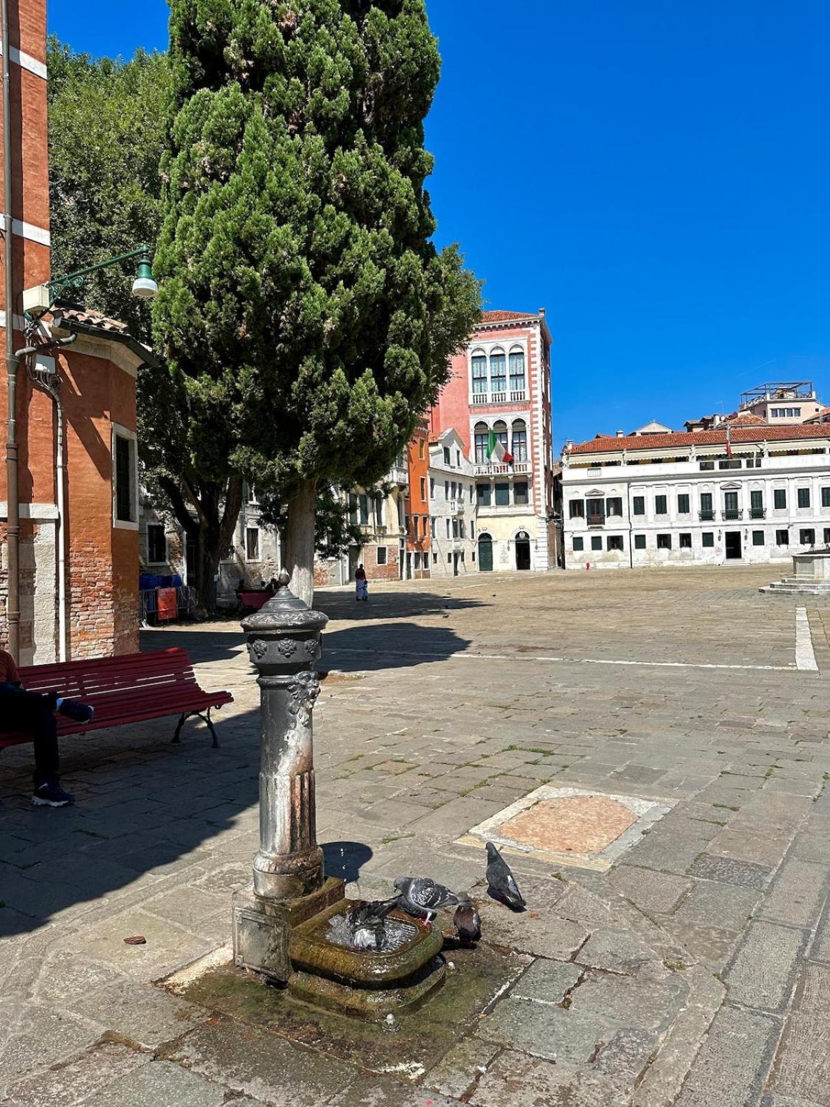 Campo San Polo Canal View Venice