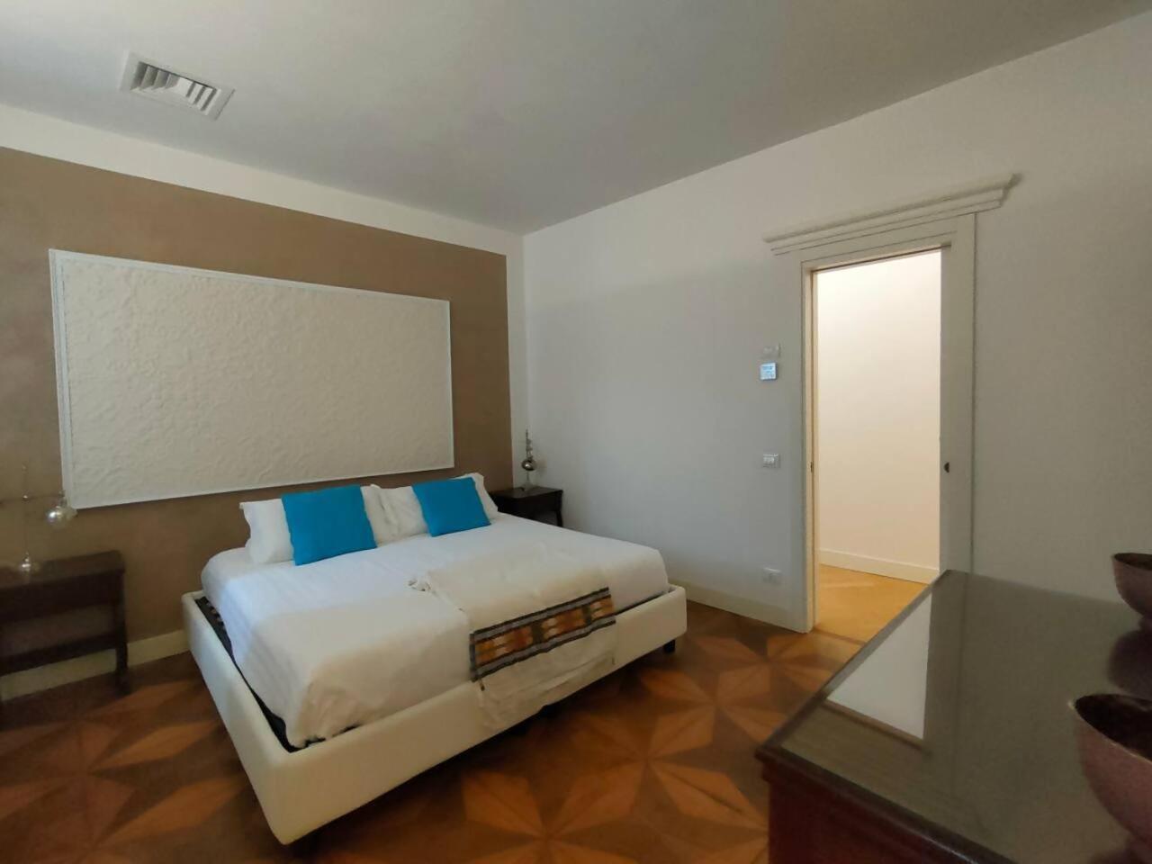 Apartment La Grande Bellezza Deluxe House *
