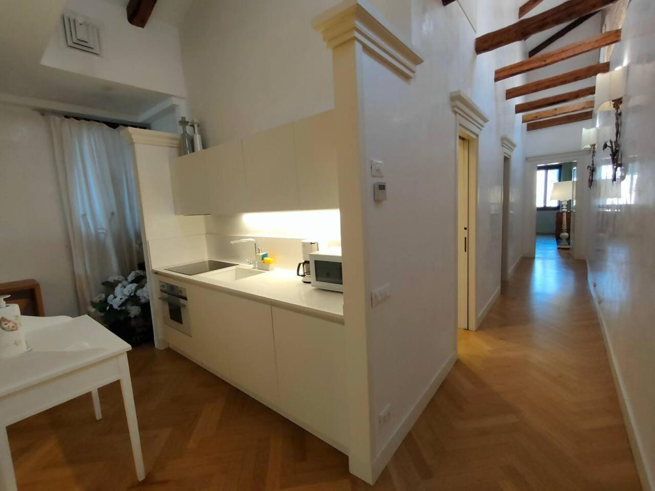 Apartment La Grande Bellezza Deluxe House Venice