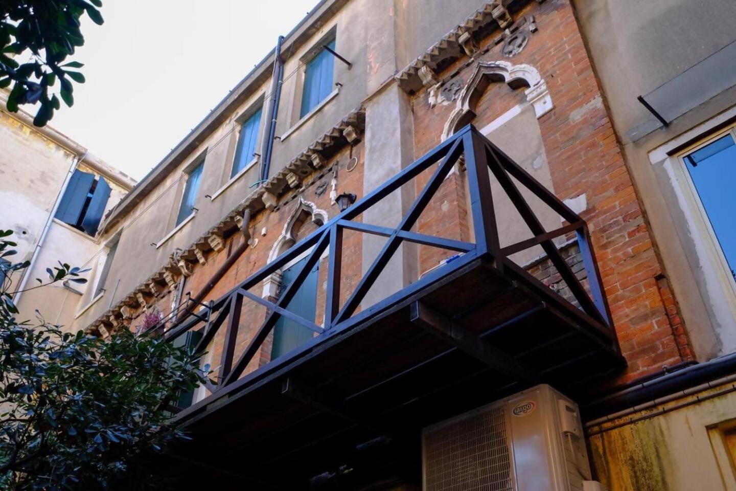 Apartment Rio Ca Foscari A San Pantalon Venice