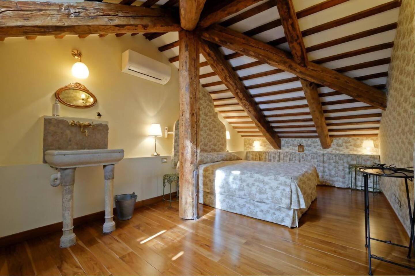 Apartment Campanile Canonica Design House *