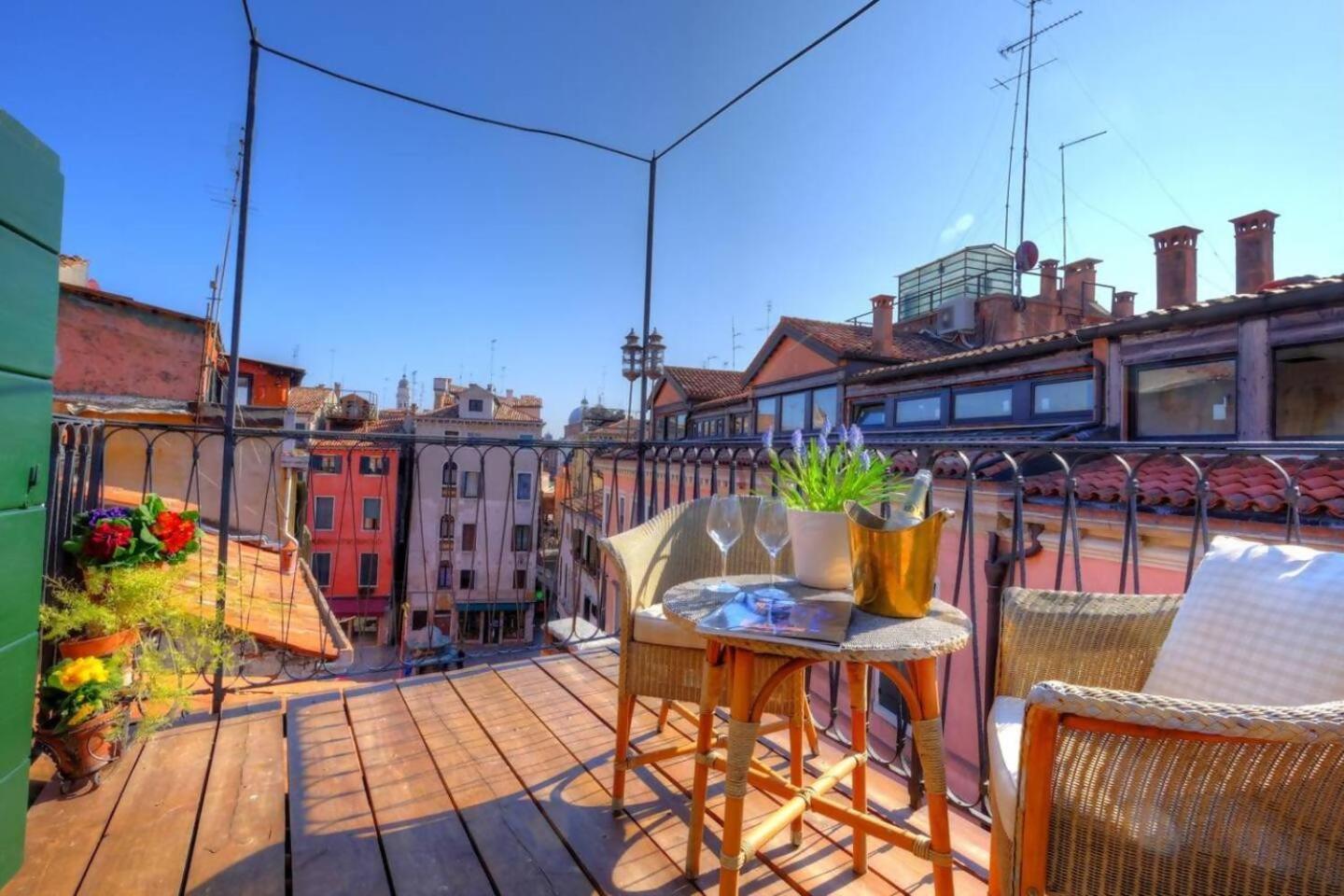 Campanile Canonica Design House Apartment