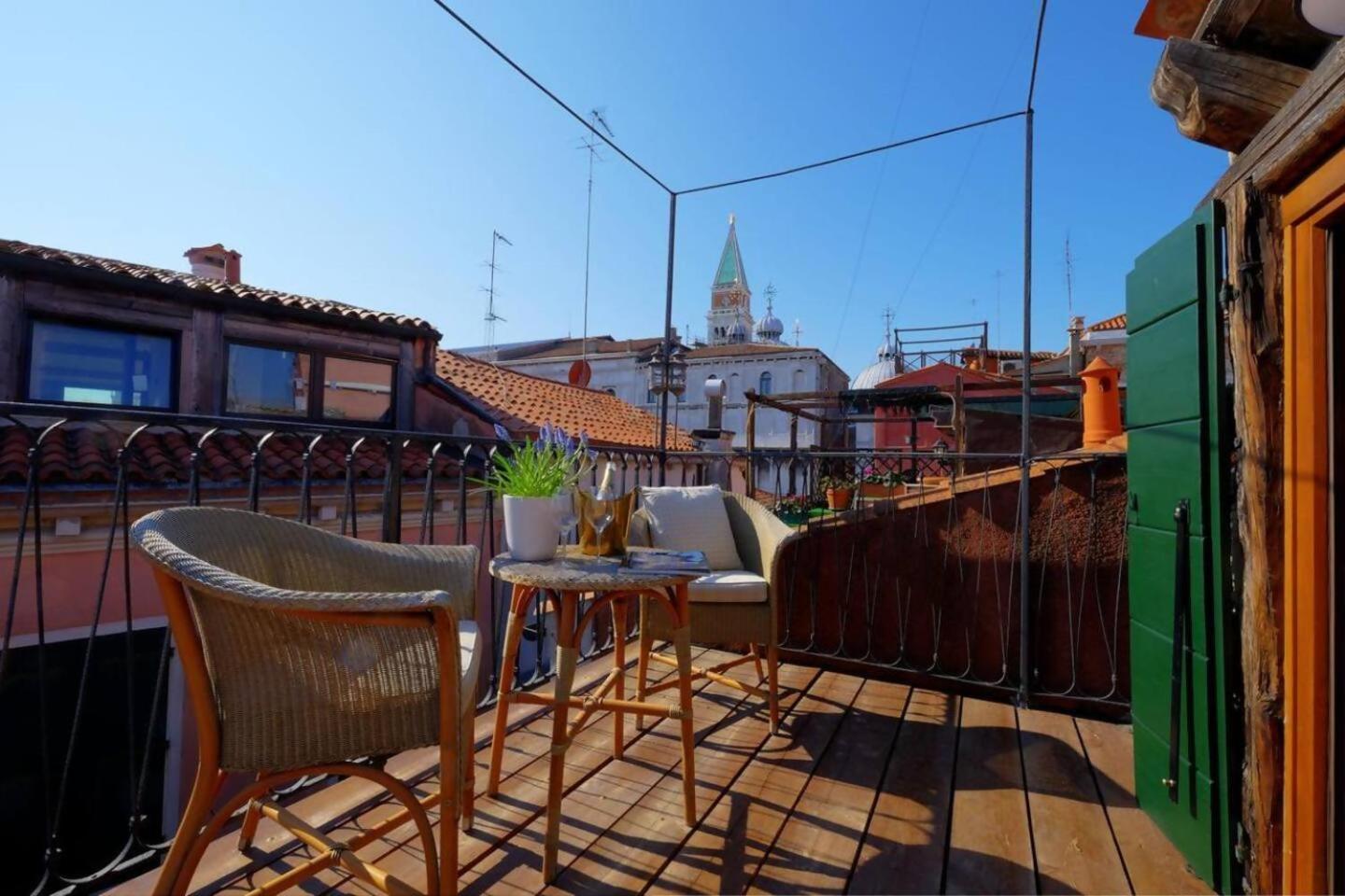 Apartment Campanile Canonica Design House Venice