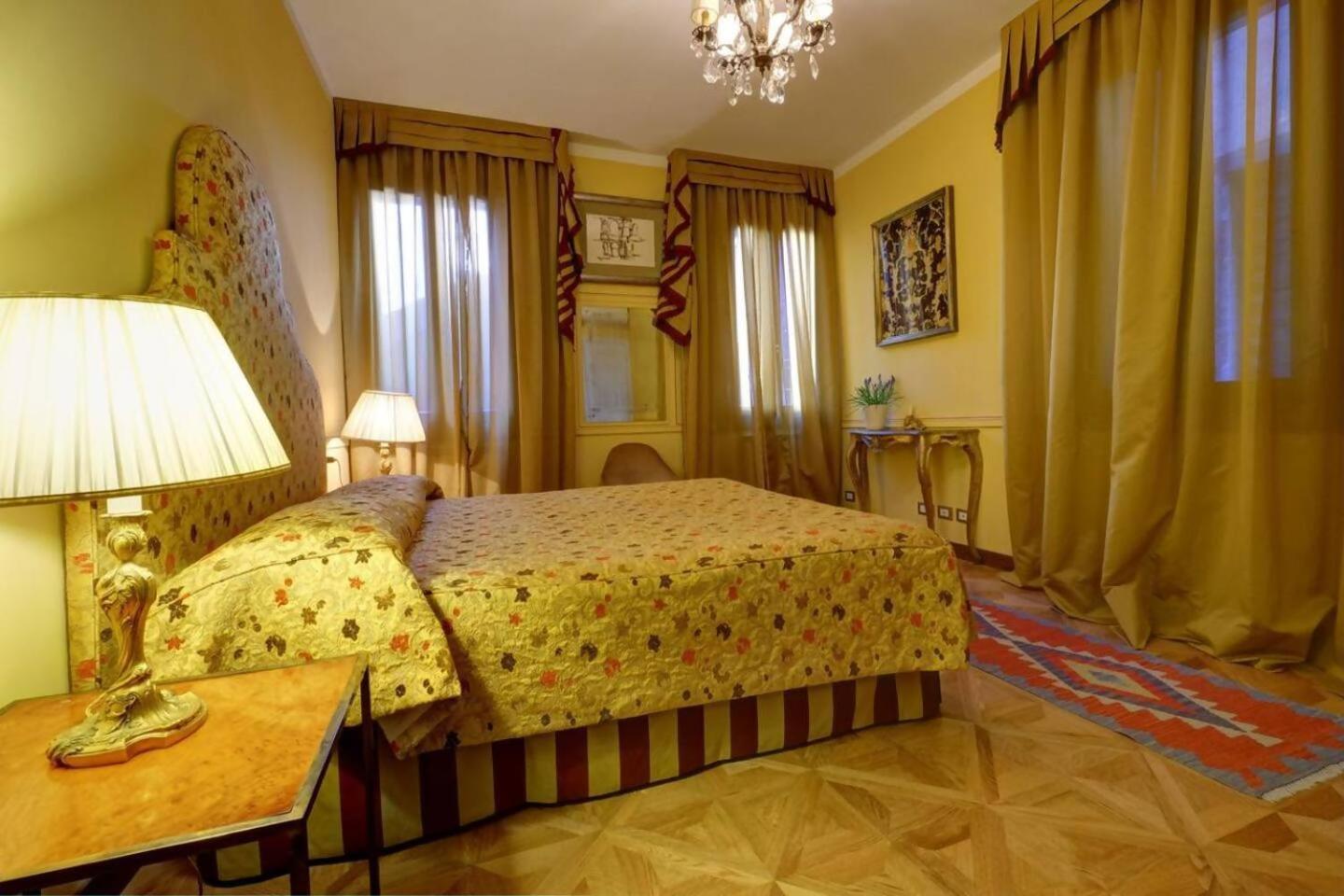 Campanile Canonica Design House Apartment