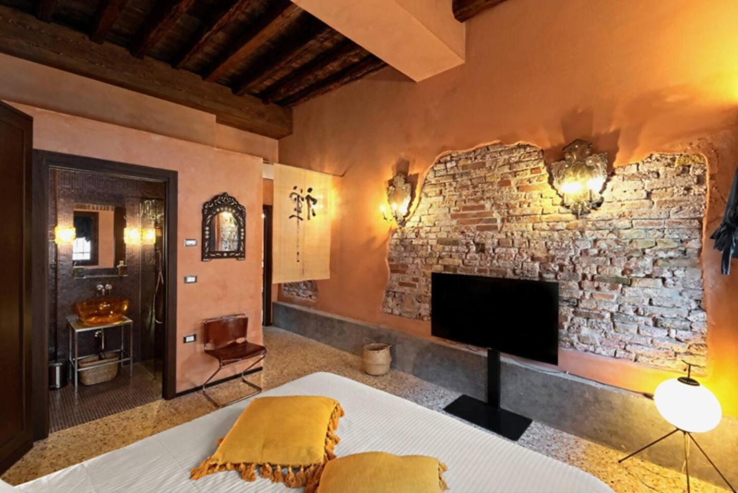 Caranieri Tenti Design House