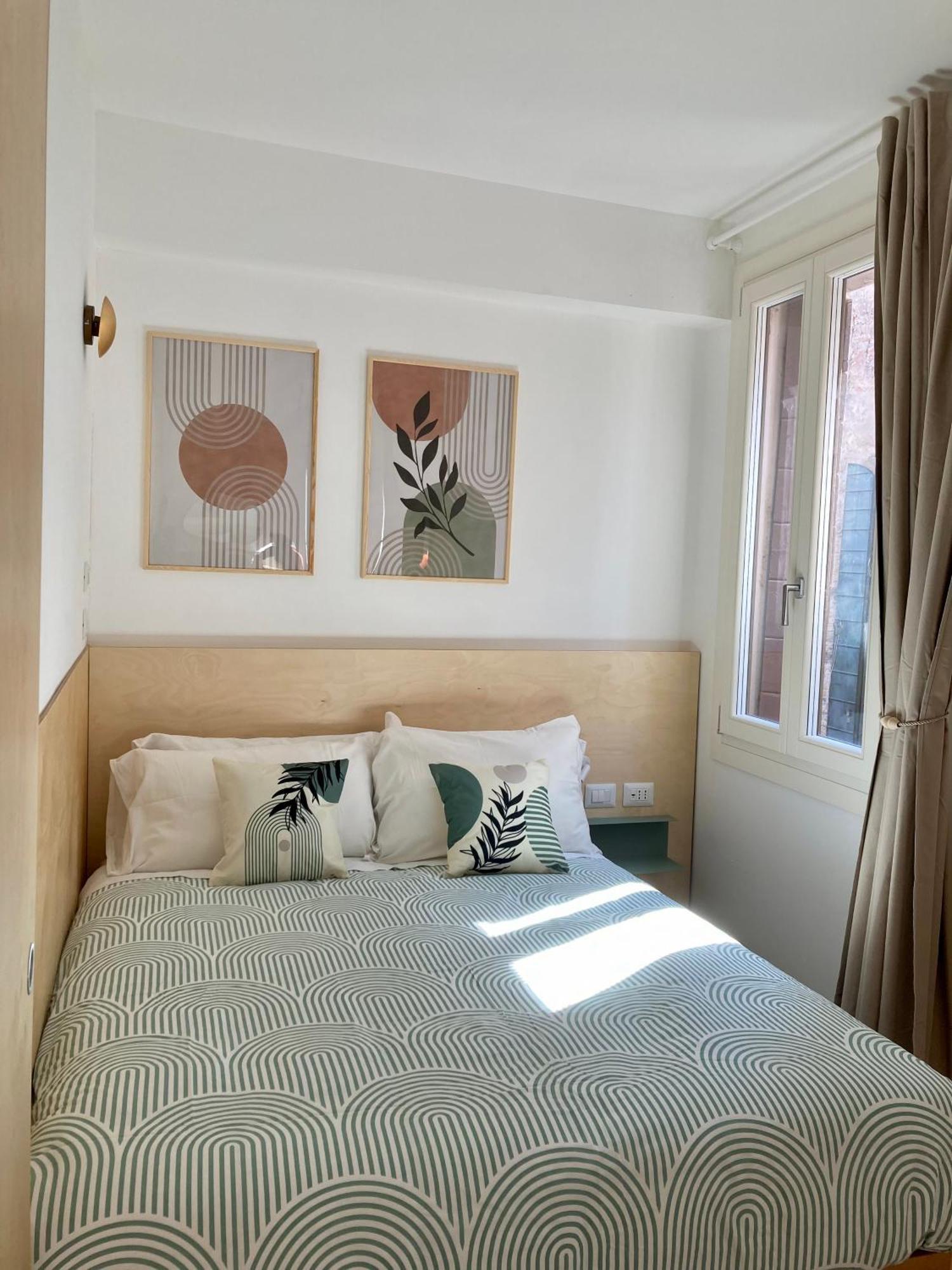 Hinc Domus - Historical Center Guest house