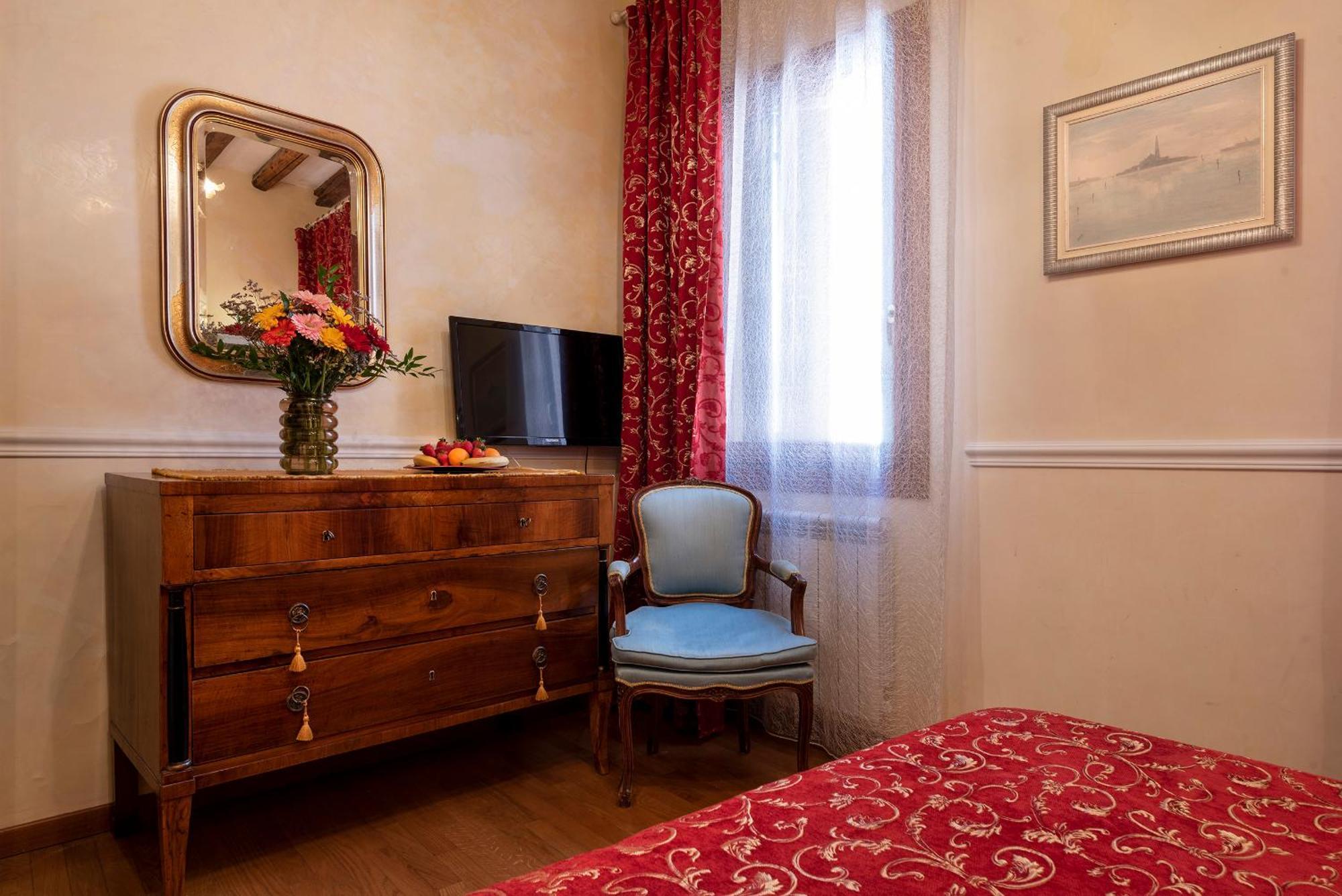 Residenza Santo Stefano Guest house *