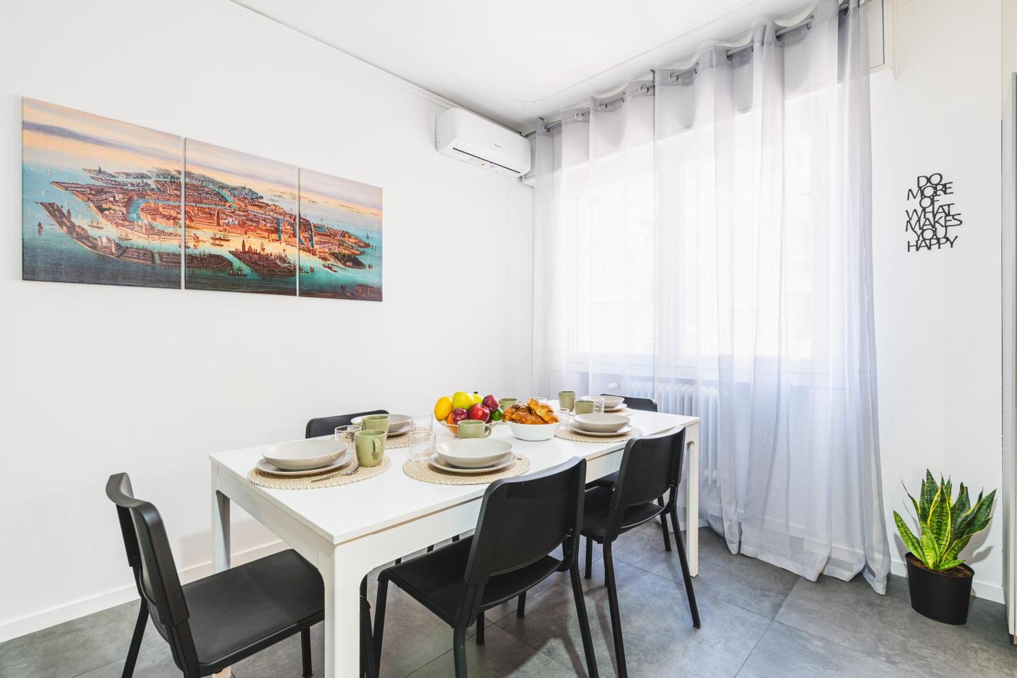 Apartment 7 Beds, Minutes From Venice, Not To Be Missed Venice