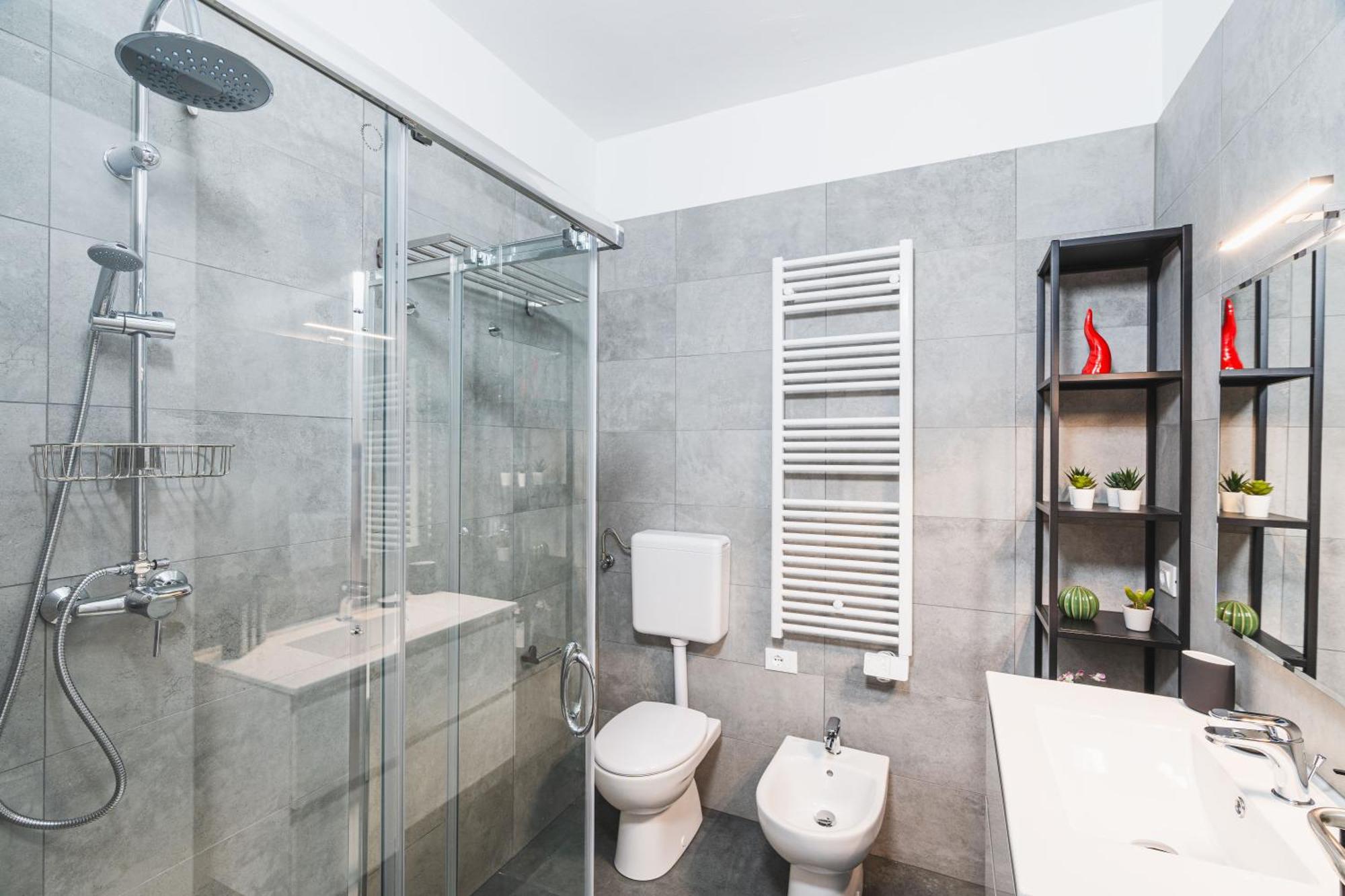 7 Beds, Minutes From Venice, Not To Be Missed