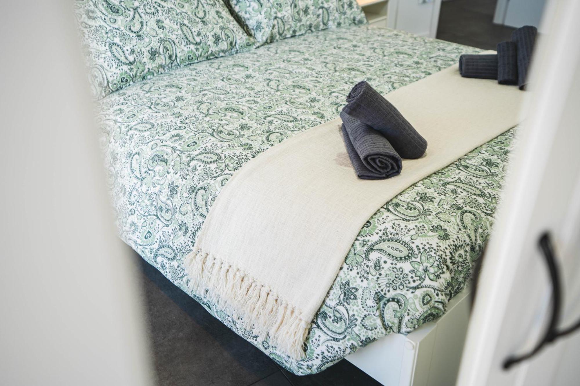 7 Beds, Minutes From Venice, Not To Be Missed