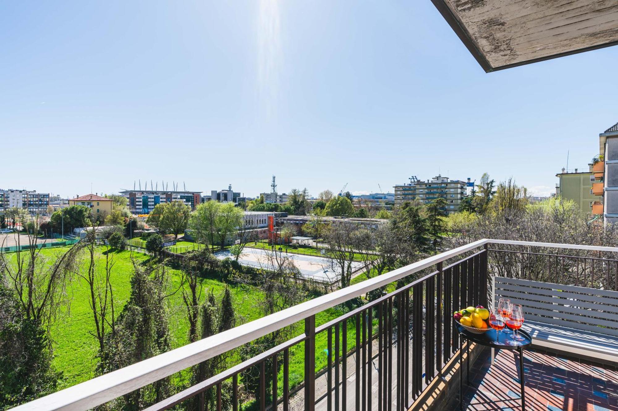 7 Beds, Minutes From Venice, Not To Be Missed