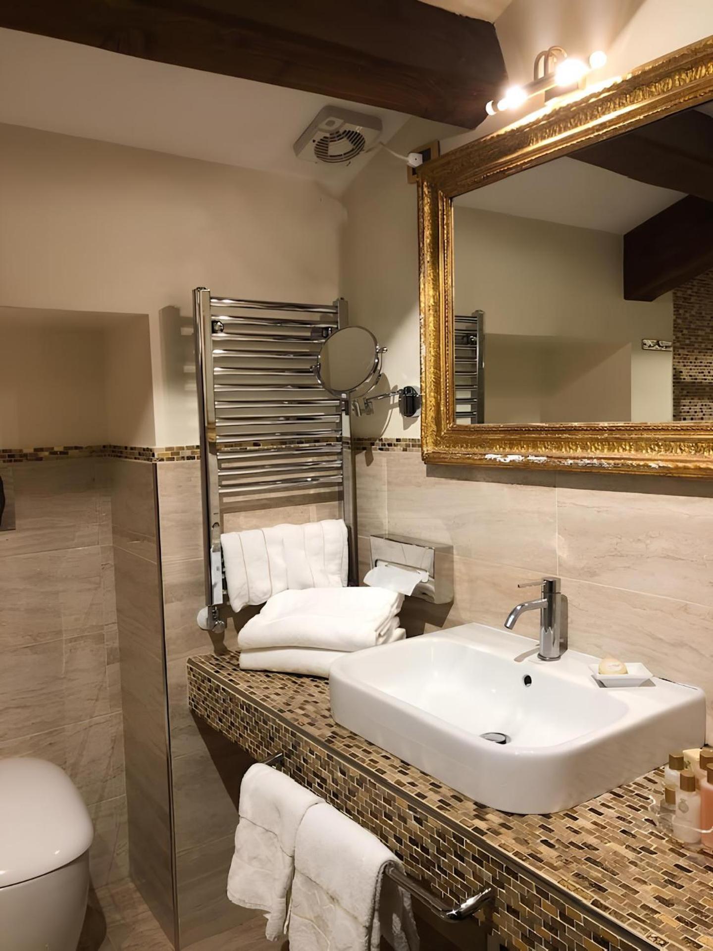 Casa Savoia & Casa Jolanda Guest house