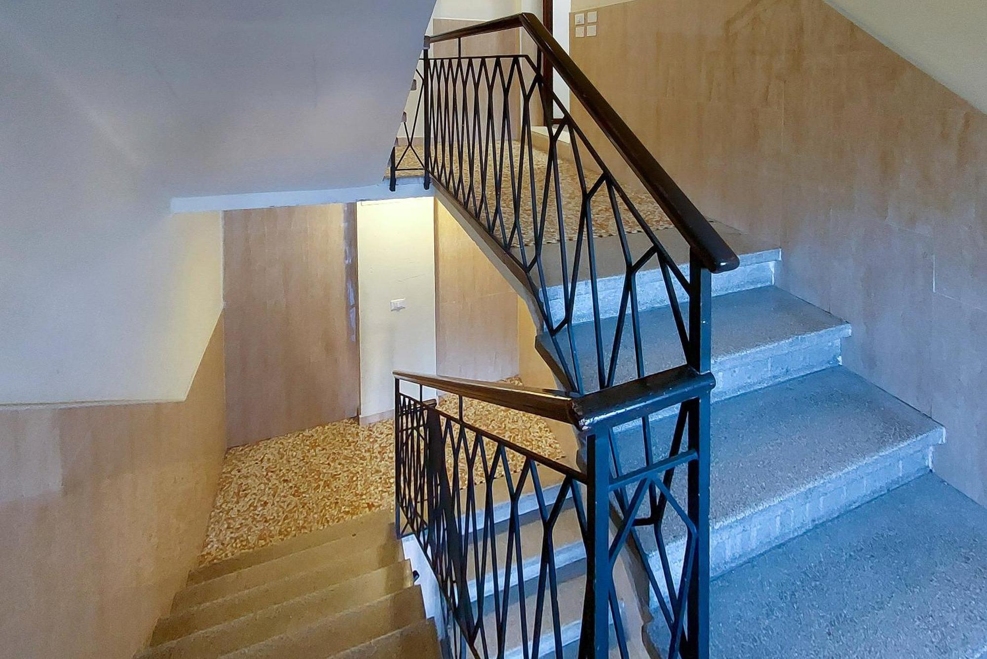 Urban-balcony-66 *