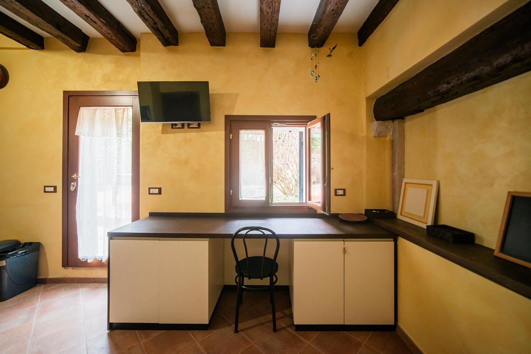 Apartment Secret Garden - Comfortable And Venice