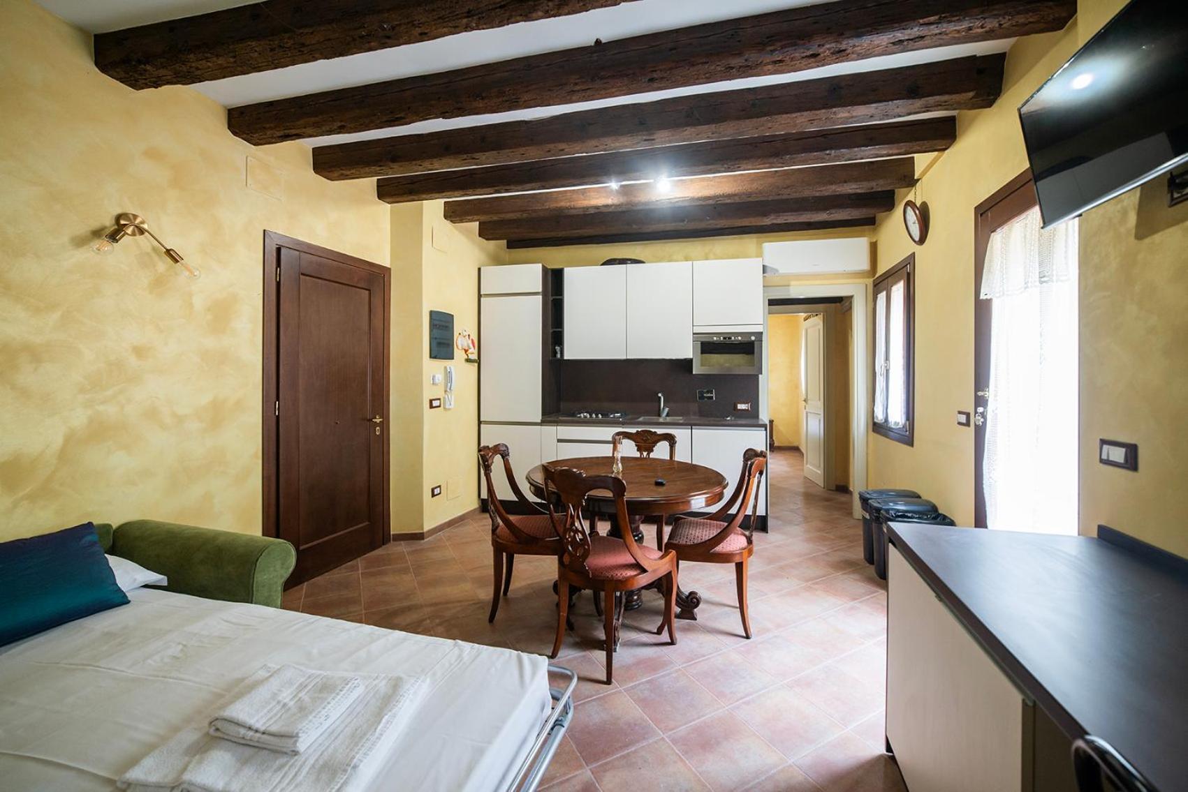 Apartment Secret Garden - Comfortable And