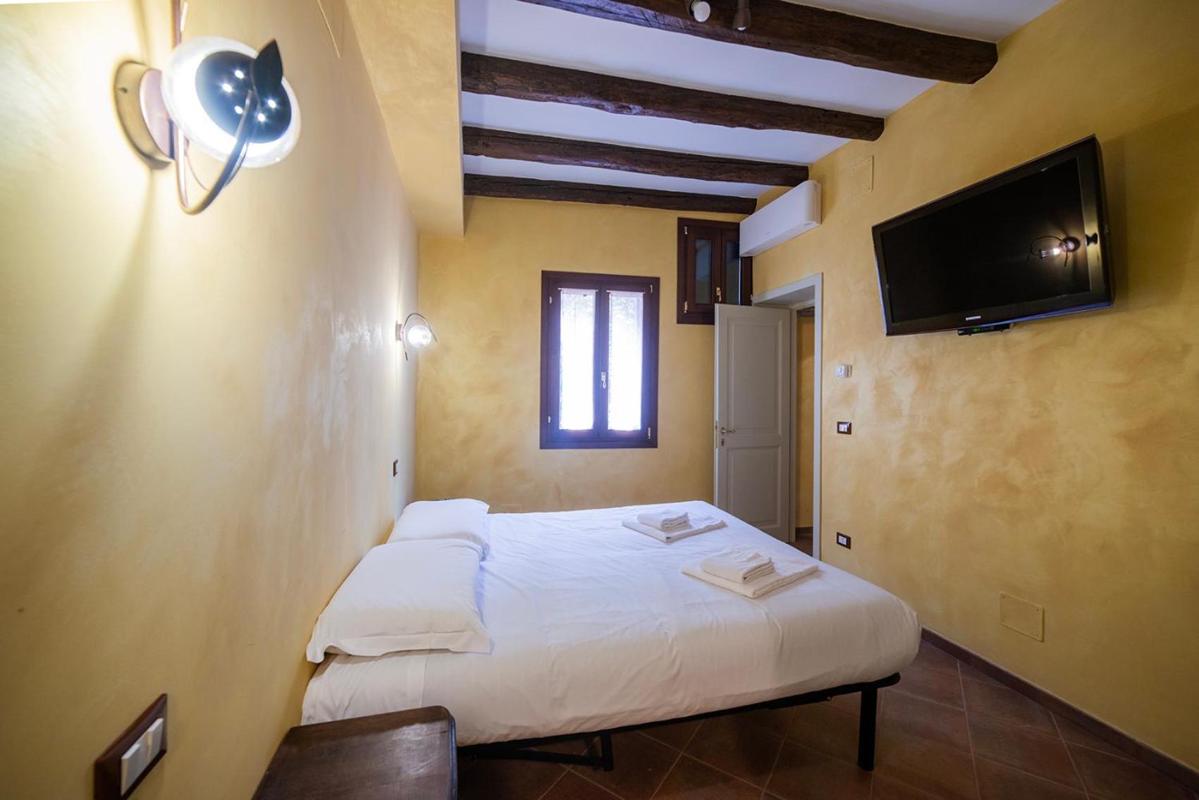 Apartment Secret Garden - Comfortable And Venice