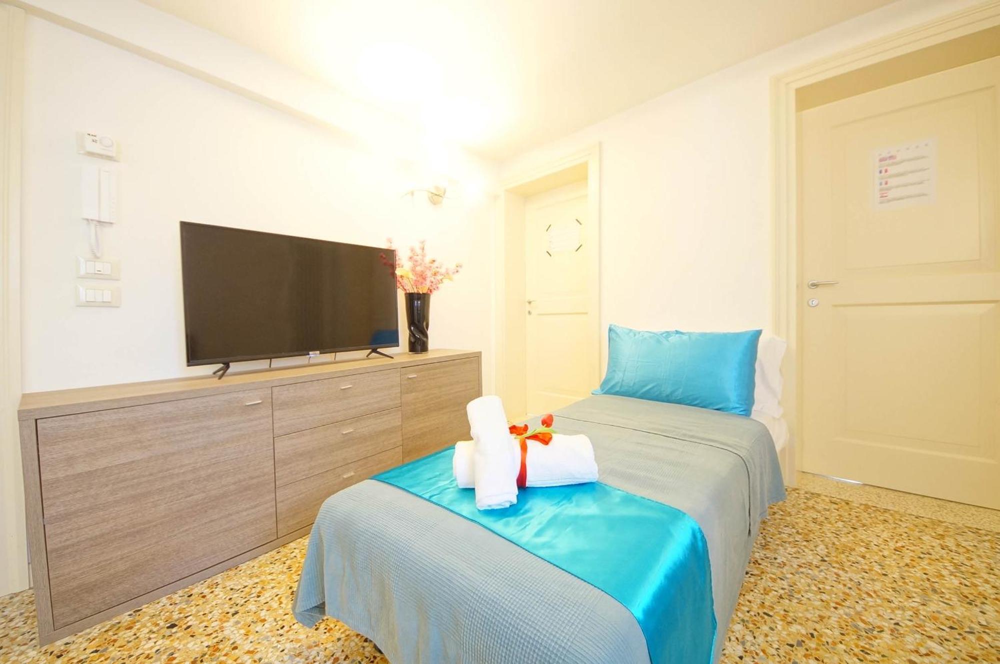 Sant'aponal Rialto Apartment