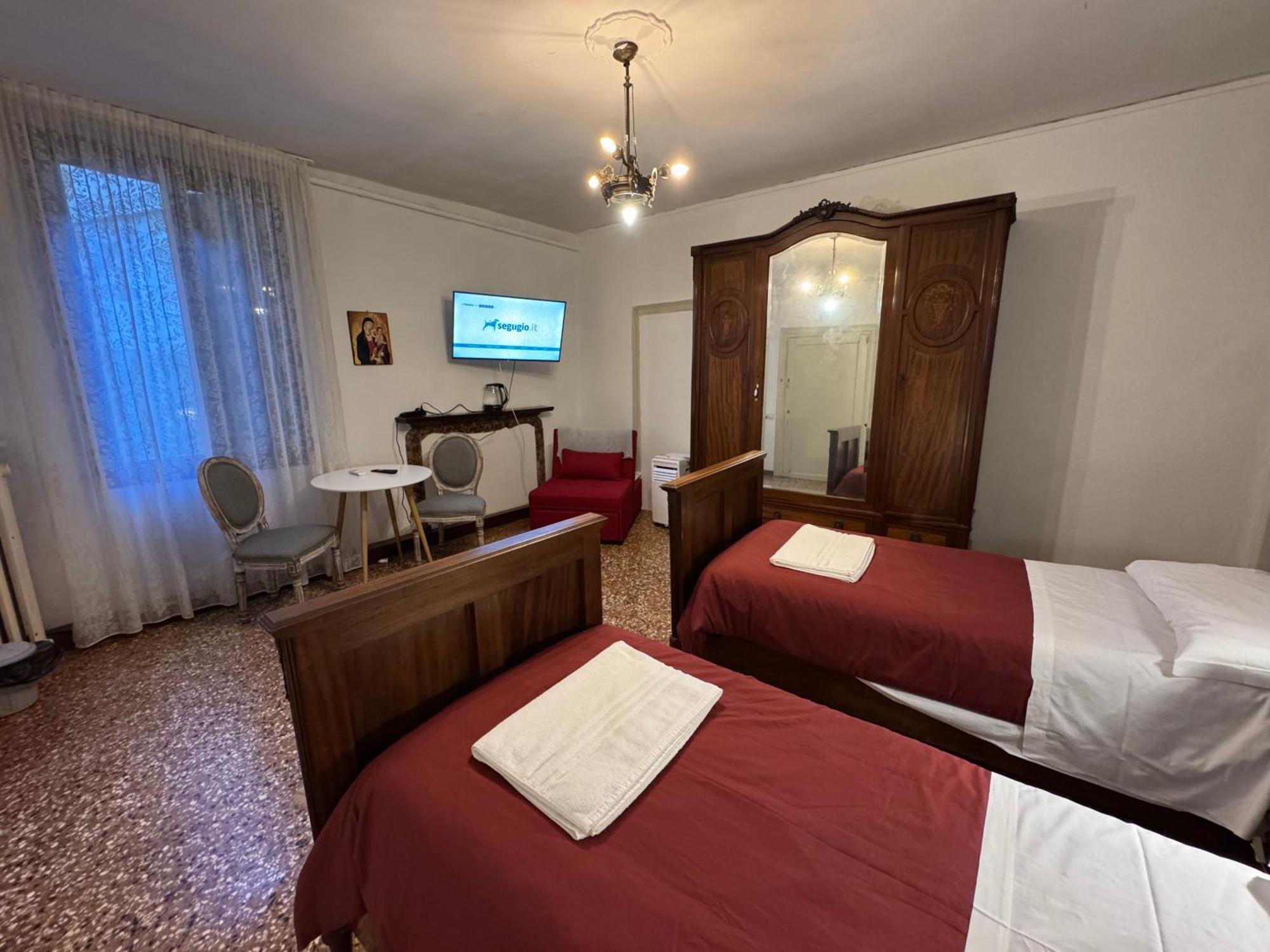 Lions Guest house *