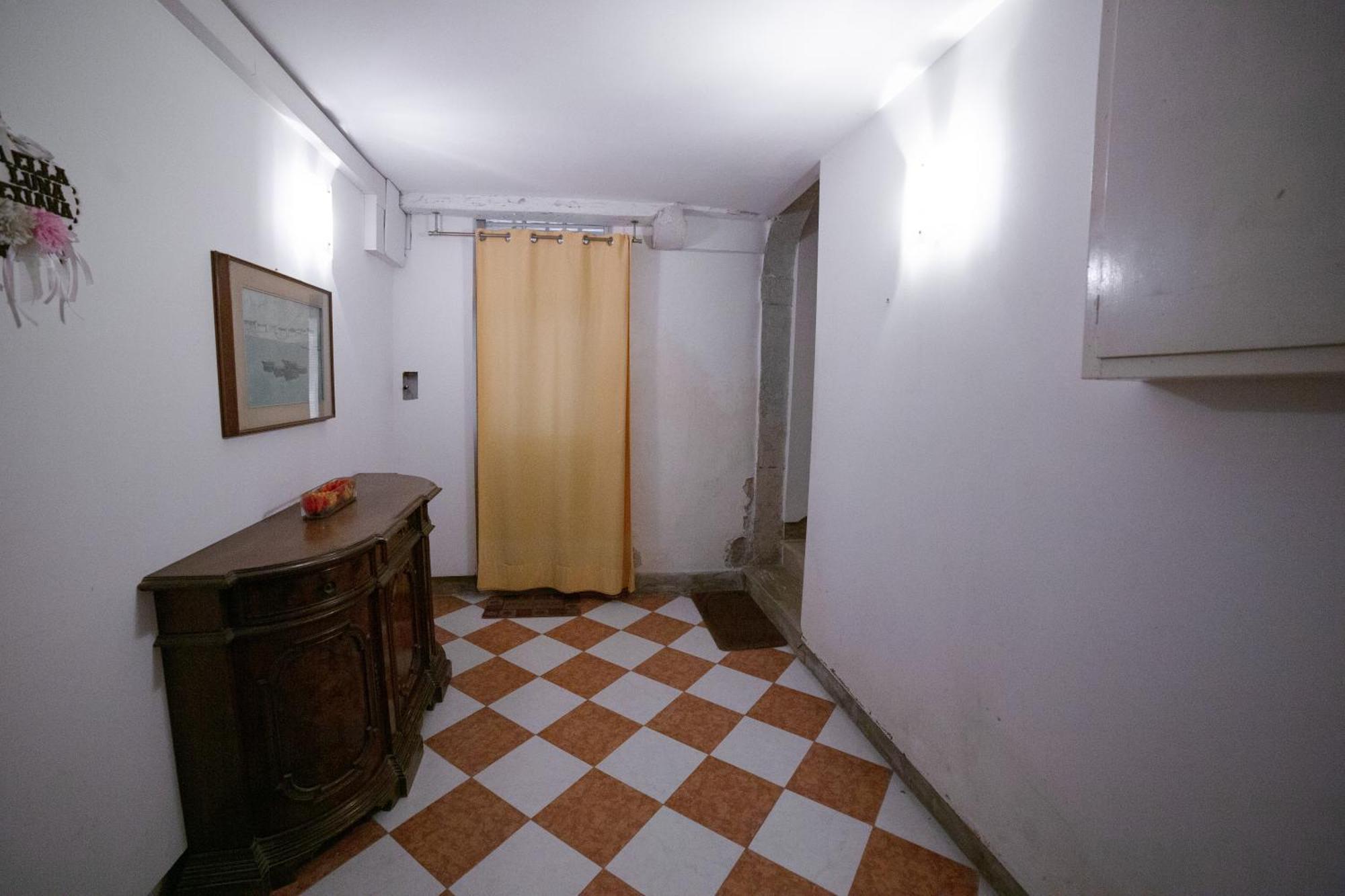 Apartment Ca Della Luna Venexiana By Venicevillas