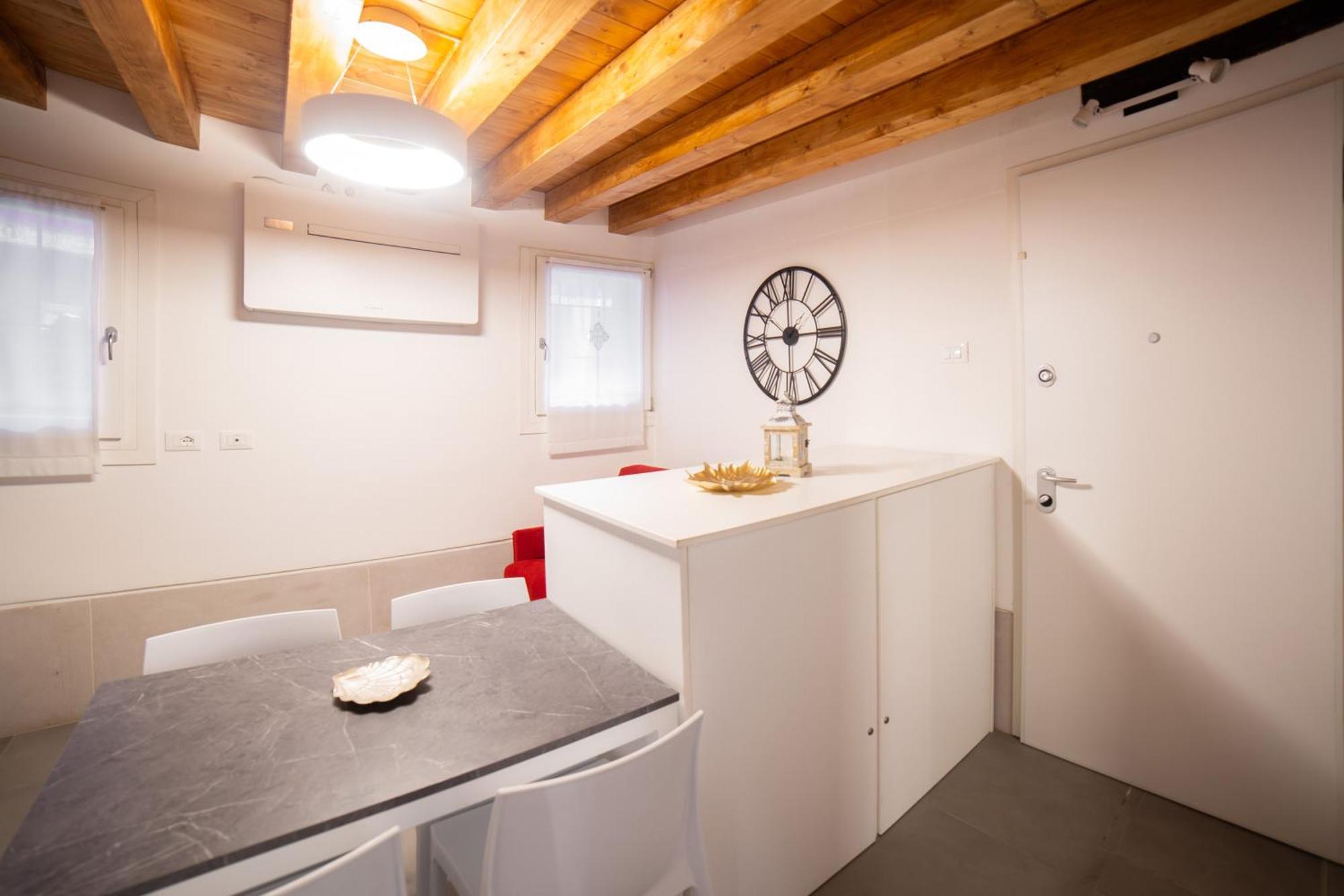 Apartment Ca' Gritti By Venicevillas *