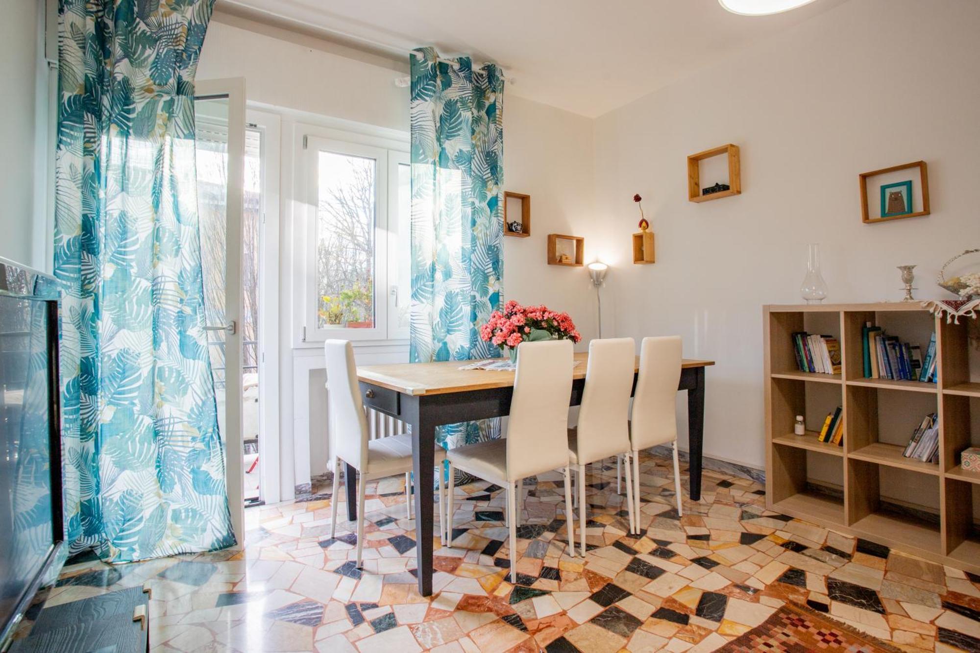 Casa A Appartamento *