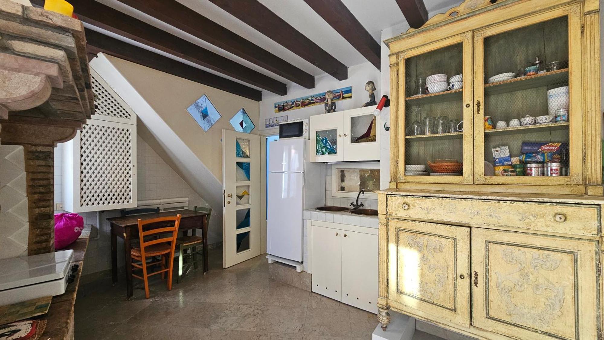 Casa Yellow Corner Burano Venice