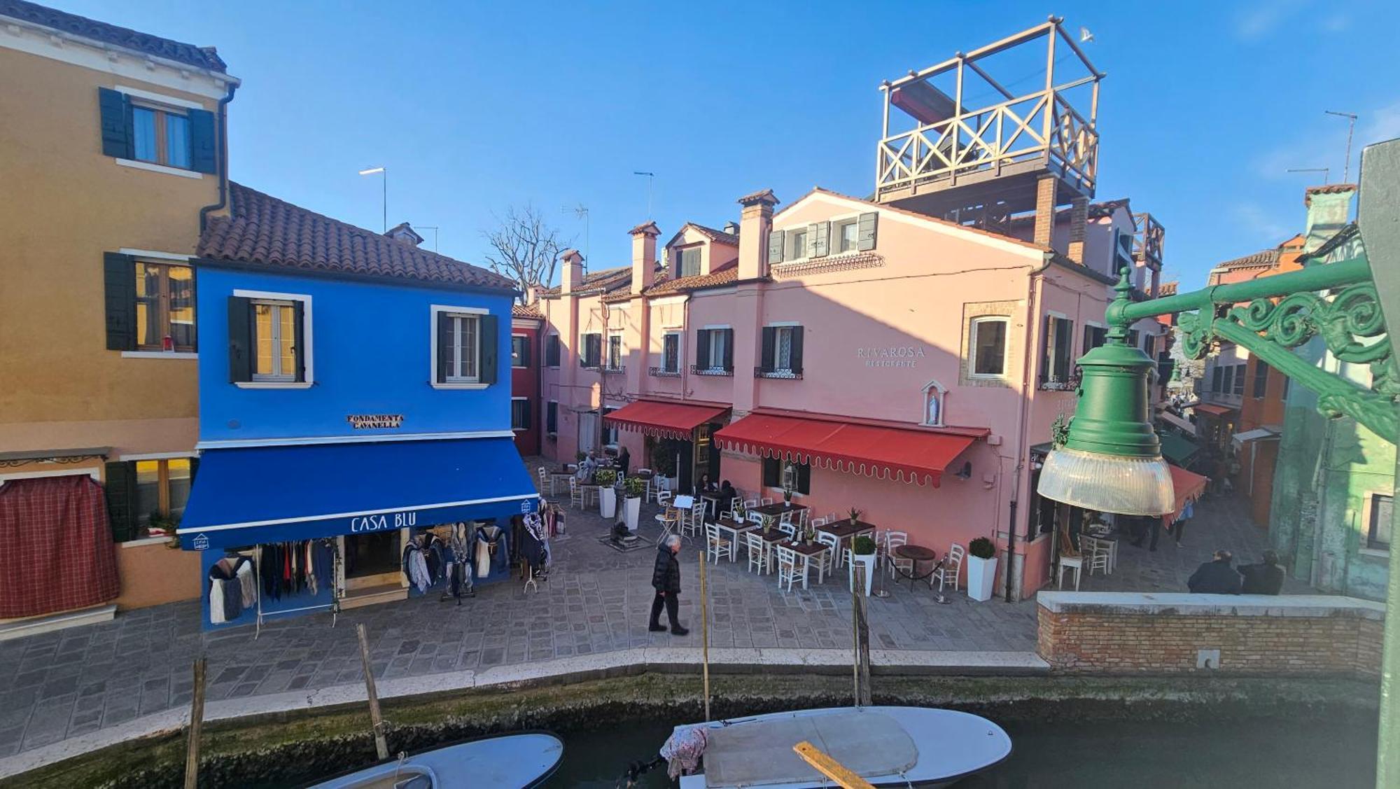 Casa Yellow Corner Burano Holiday home *