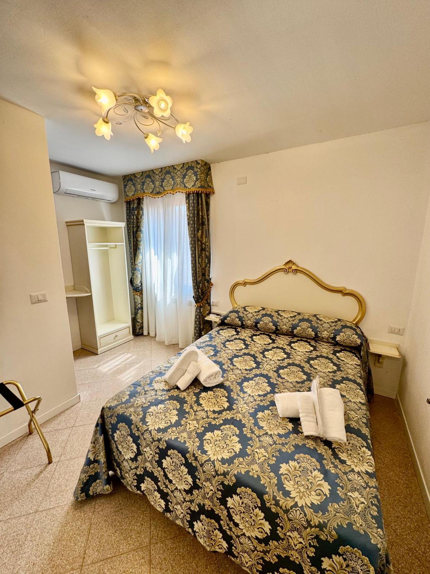 Ca' Antico Monastero Guest house *