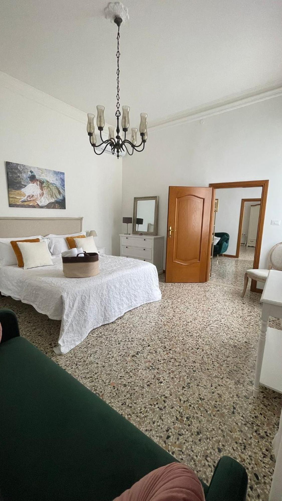 Apartment Residenza Stardust With Canal View Venice