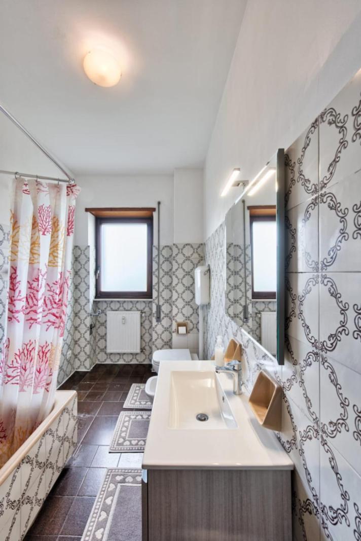 Guest house Arish Downtown Venice