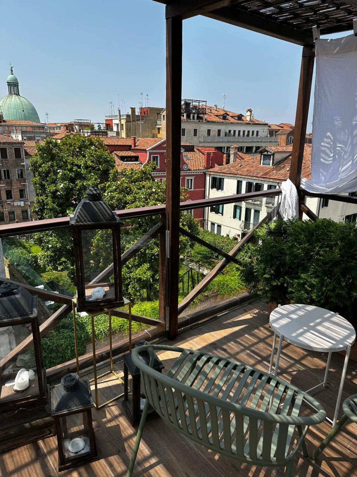 Ai Due Fanali Adults Only Venice
