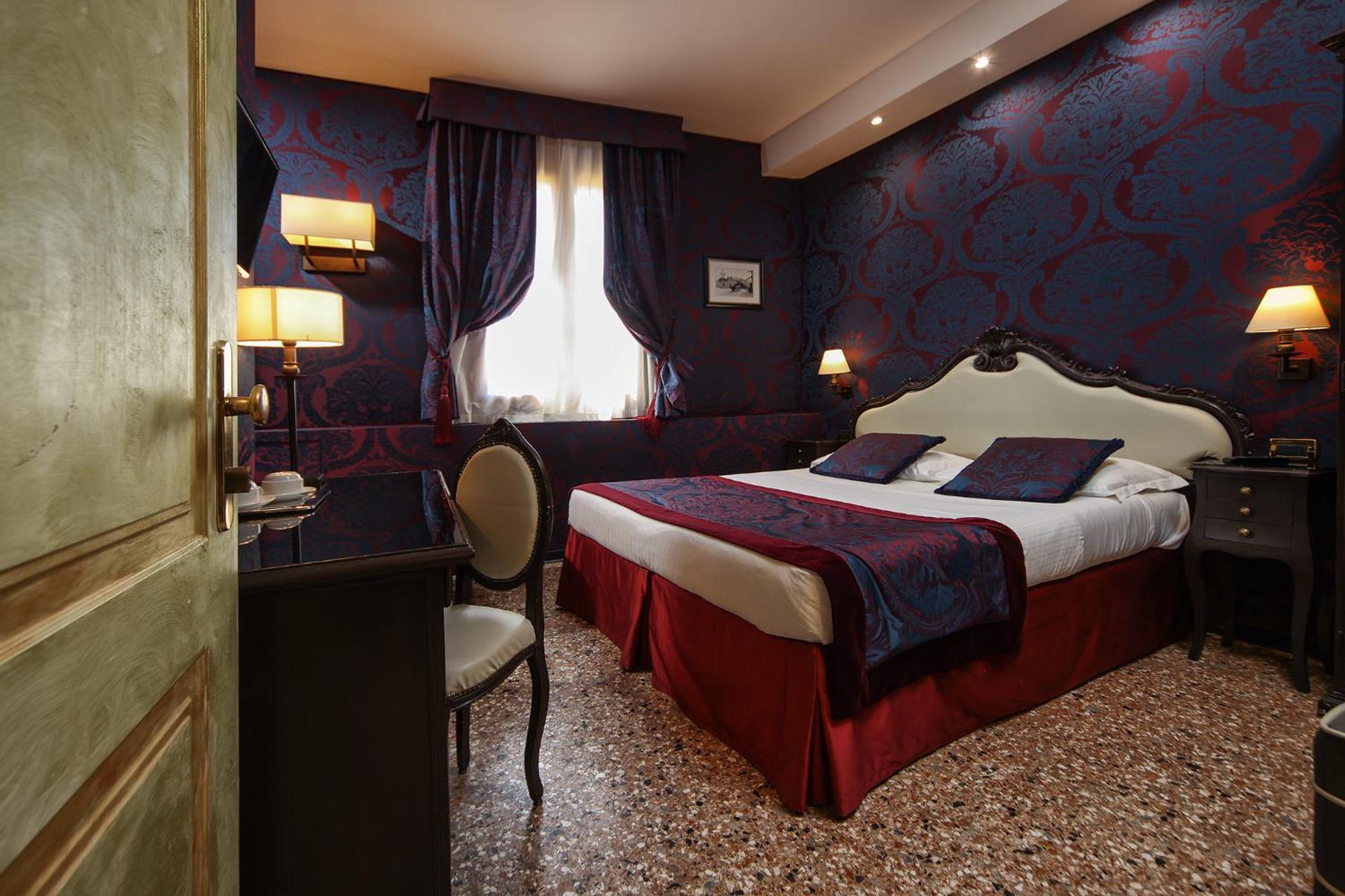 Antica 3* Venice