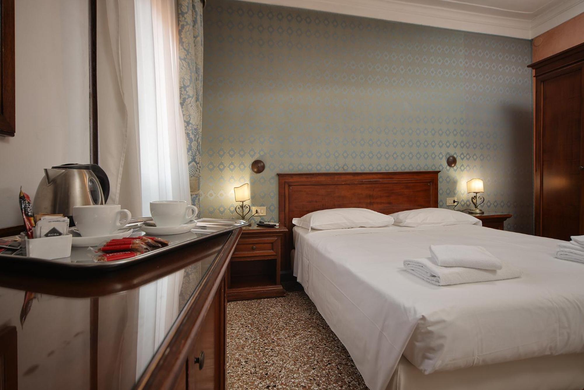 Antica Guest house 3*