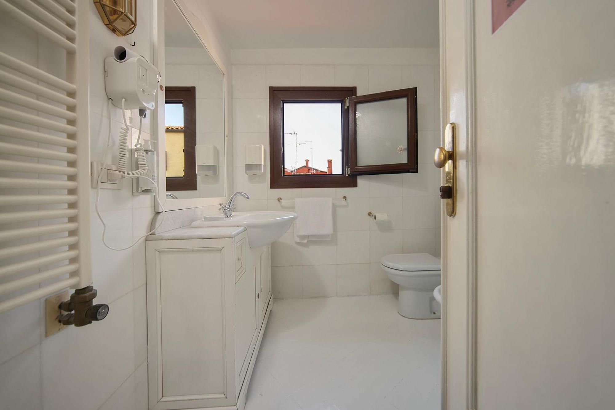 Antica Guest house 3*