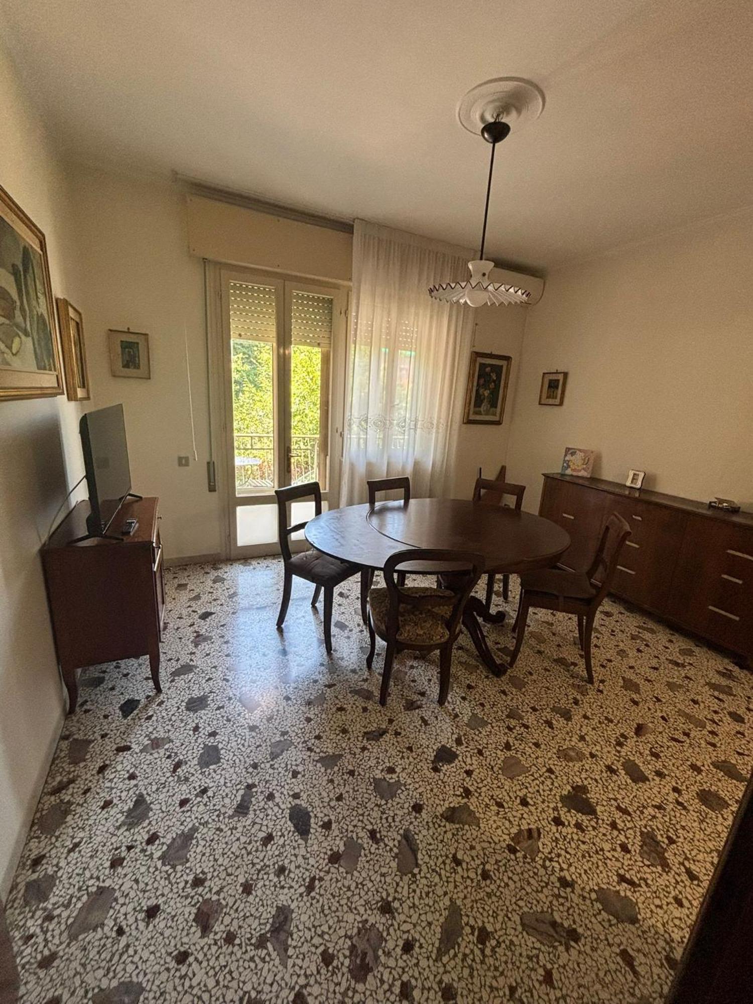 House In The Park! Free Parking And Convenient To Holiday home