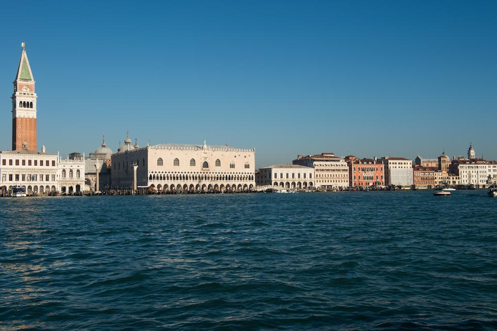 Giudecca Molino Stucky Apartment Venice