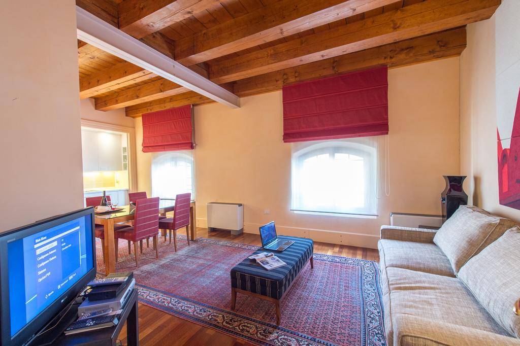 Giudecca Molino Stucky Apartment