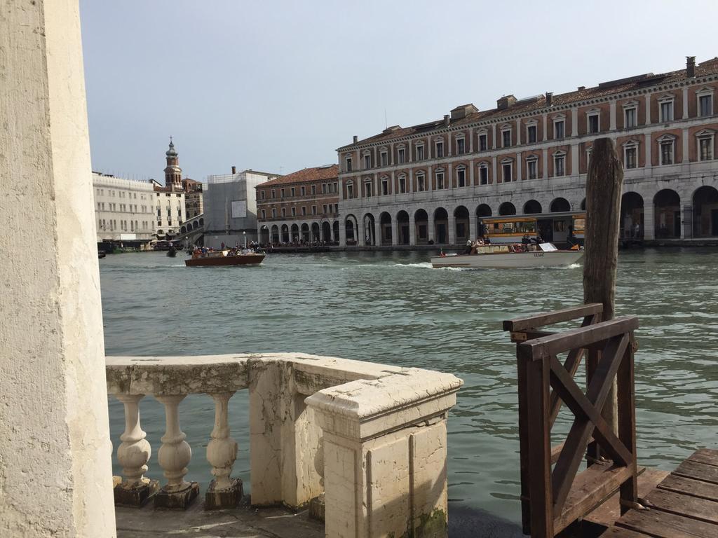Palazzo Smith Valmarana * Venice