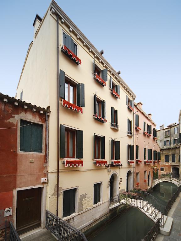 Ca' Dei Conti 4*
