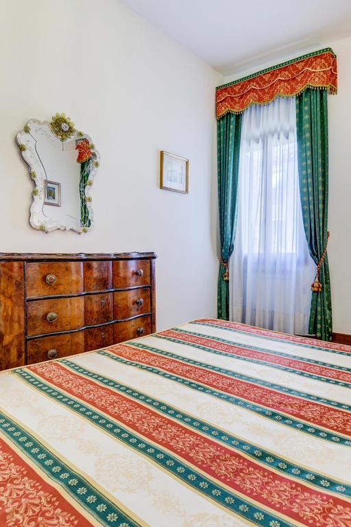 Ca' Derai Apartment